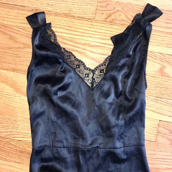 ANTIQUE DOLCE & GABBANA Dress - Picture 3 of 11